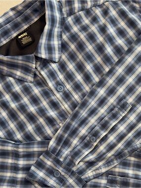 REI Blue and cream plaid button-down shirt